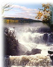 St-Donat: Quebec: Laurentians: lodging, hotels, inns, bed and breakfast, restaurants,
snowmobile, mt-tremblant park, cross country skiing, alpine ski, hotel, inn.